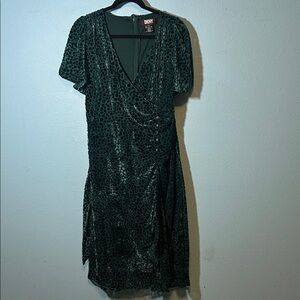 DKNY  VINTAGE Dark Green Velvet Textured Midi Dress.  Size 12